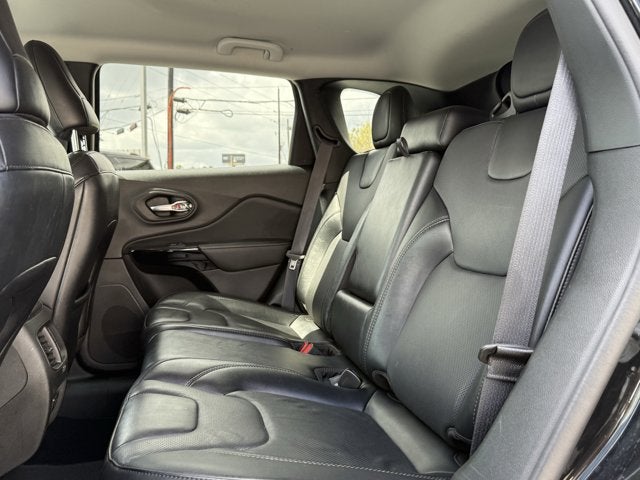 2023 Jeep Cherokee Altitude Lux