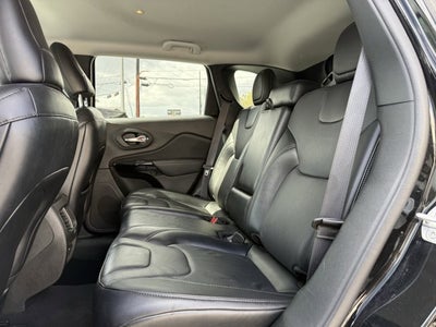 2023 Jeep Cherokee Altitude Lux