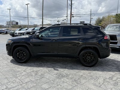 2023 Jeep Cherokee Altitude Lux