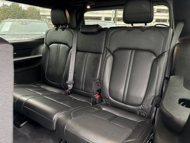 2023 Jeep Wagoneer Base