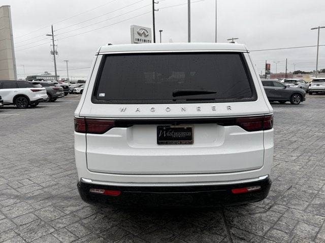 2023 Jeep Wagoneer Base