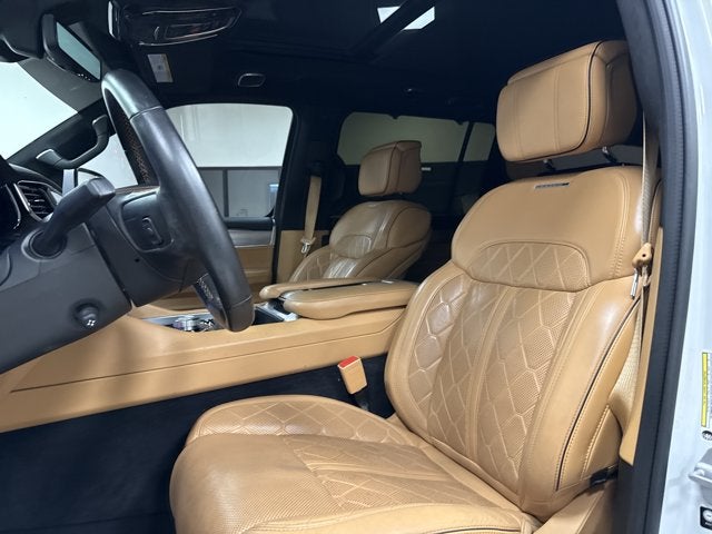 2022 Jeep Grand Wagoneer Series III