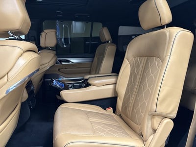 2022 Jeep Grand Wagoneer Series III