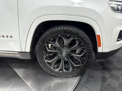 2022 Jeep Grand Wagoneer Series III