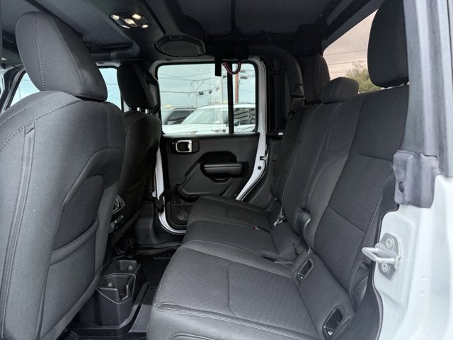 2021 Jeep Gladiator Willys