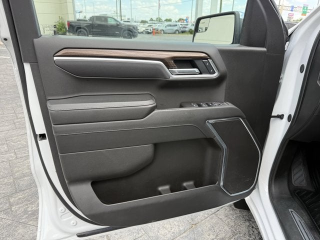2025 Chevrolet Silverado 1500 LT