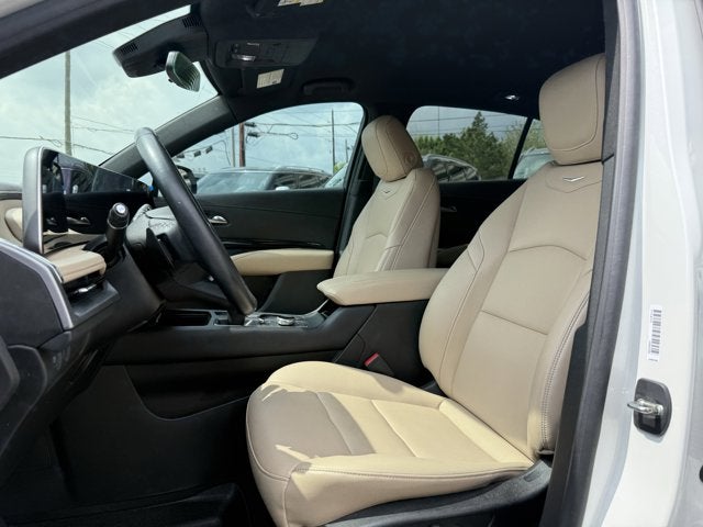 2024 Cadillac XT4 FWD Luxury