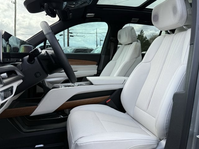 2026 Cadillac VISTIQ Luxury