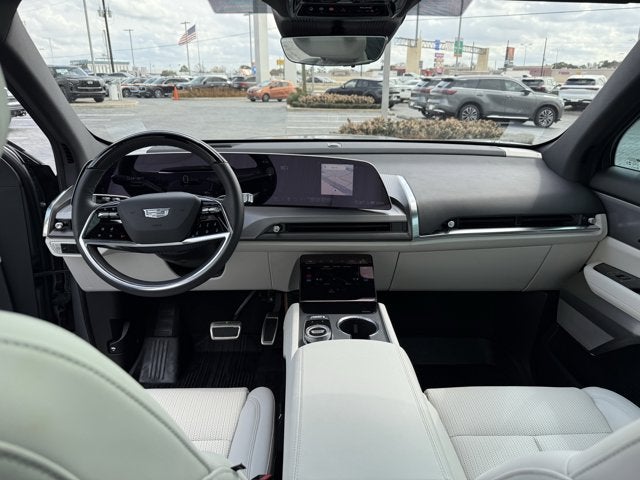 2026 Cadillac VISTIQ Luxury