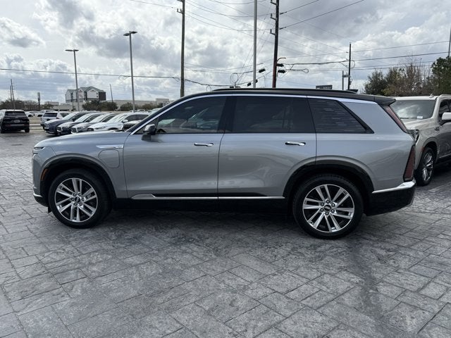 2026 Cadillac VISTIQ Luxury