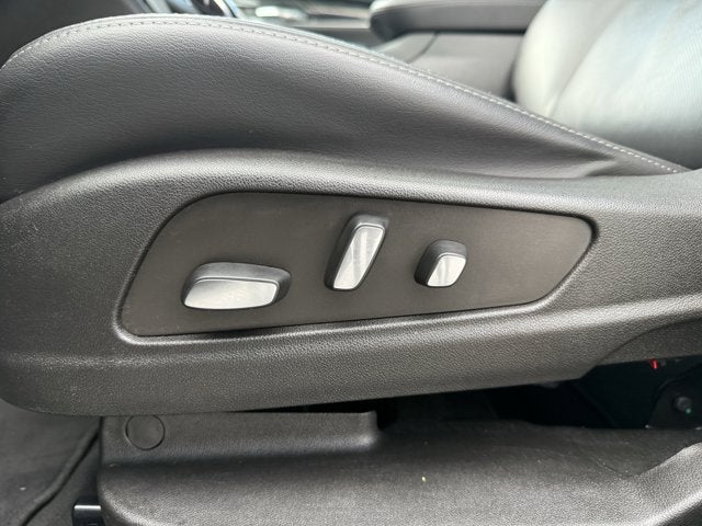 2023 Cadillac XT6 FWD Premium Luxury