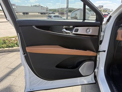 2022 Lincoln Nautilus Black Label