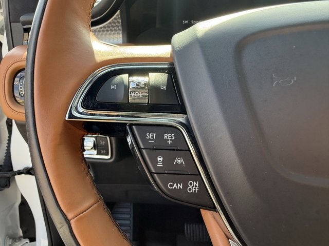 2022 Lincoln Nautilus Black Label