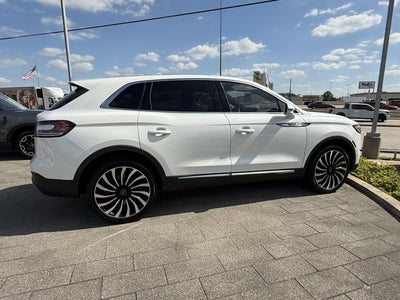 2022 Lincoln Nautilus Black Label