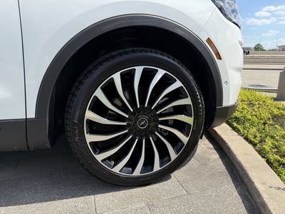 2022 Lincoln Nautilus Black Label