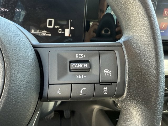 2025 Nissan Kicks S