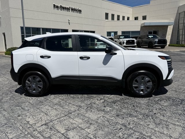 2025 Nissan Kicks S