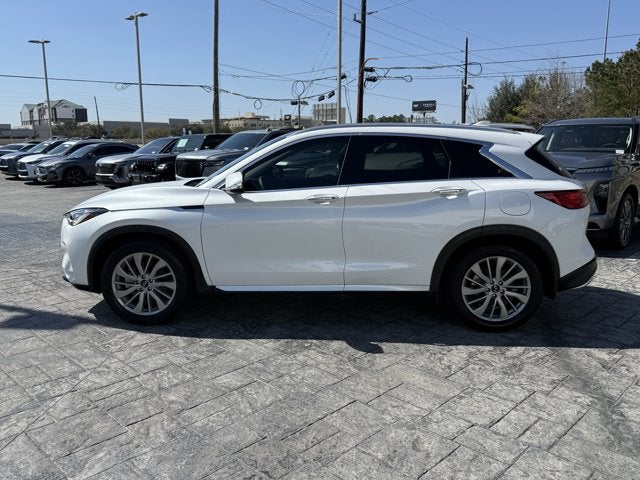 2023 INFINITI QX50 LUXE FWD