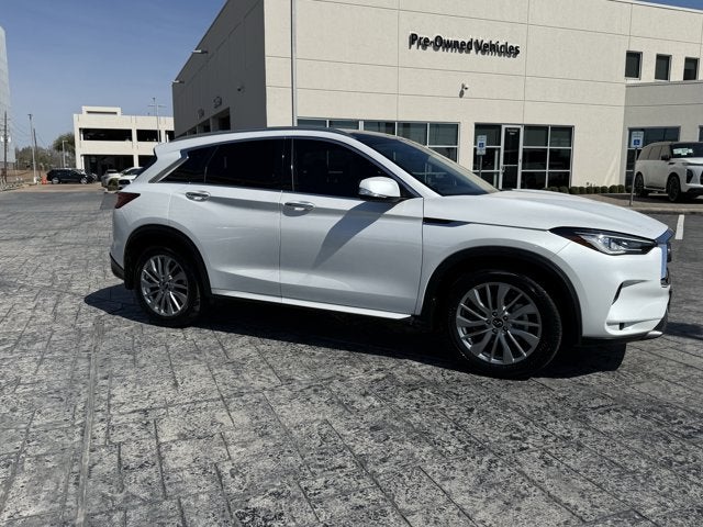 2023 INFINITI QX50 LUXE FWD