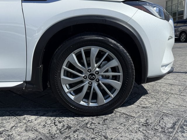 2023 INFINITI QX50 LUXE FWD