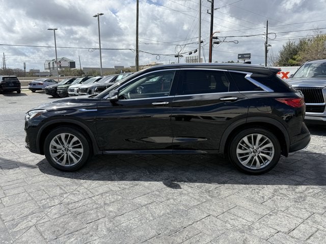 2023 INFINITI QX50 LUXE FWD