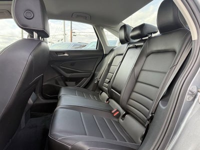 2022 Volkswagen Jetta SE