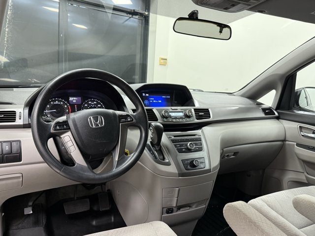 2016 Honda Odyssey LX - Photo 17