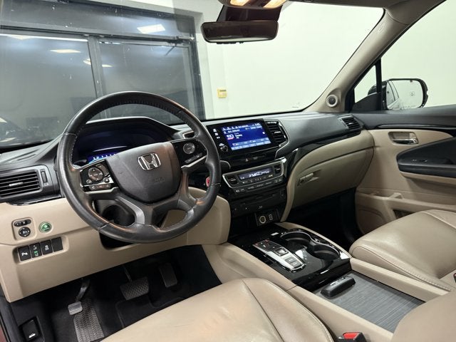 2022 Honda Pilot Touring 7-Passenger