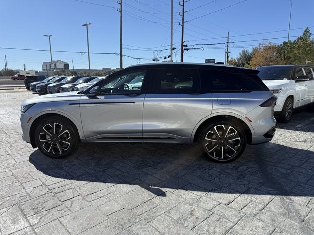 2025 Lincoln Nautilus Reserve