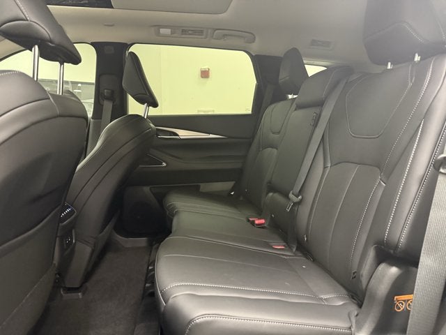 2027 INFINITI QX60 Luxe FWD