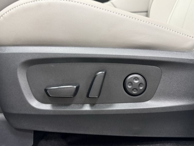 2027 INFINITI QX60 Luxe FWD