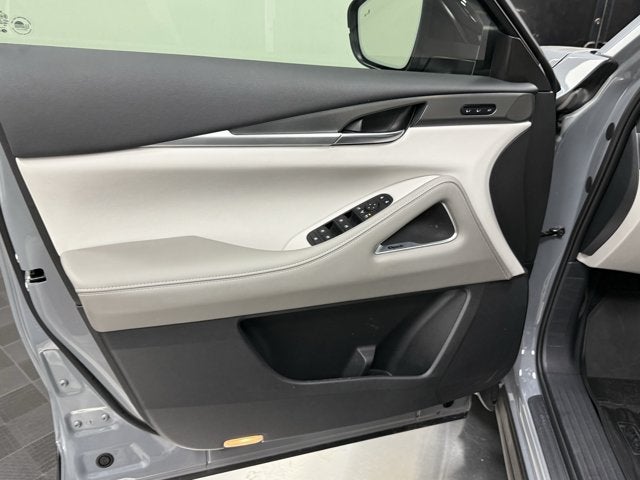 2027 INFINITI QX60 Luxe FWD