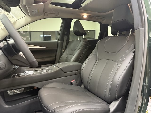 2027 INFINITI QX60 Luxe FWD