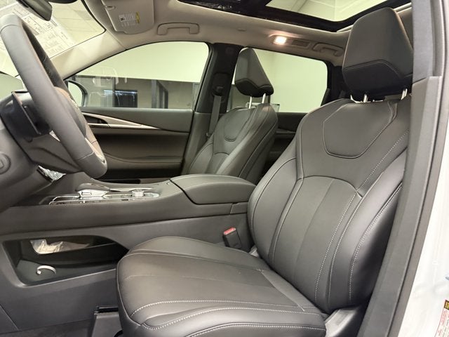 2027 INFINITI QX60 Luxe FWD