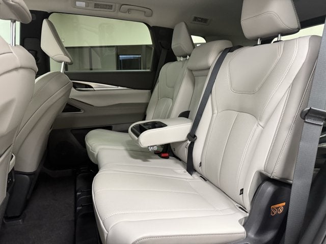 2027 INFINITI QX60 Luxe AWD