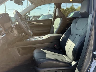 2025 INFINITI QX60 Luxe AWD