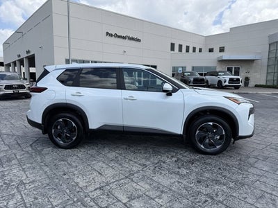 2025 Nissan Rogue SV
