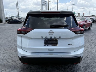 2025 Nissan Rogue SV
