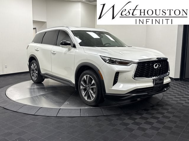 2022 INFINITI QX60 LUXE