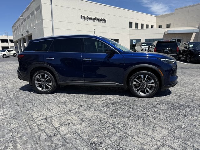 2023 INFINITI QX60 LUXE FWD