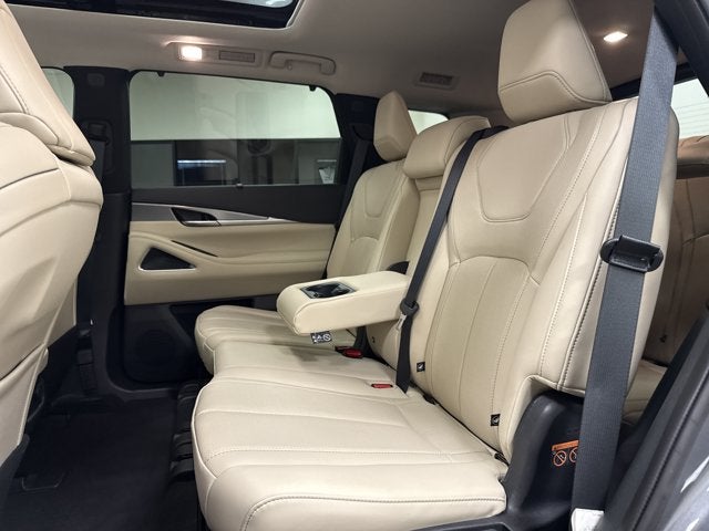 2023 INFINITI QX60 LUXE FWD