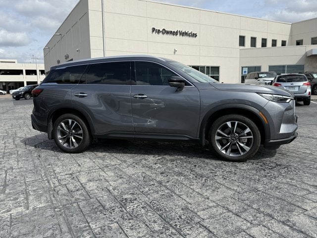 2023 INFINITI QX60 LUXE FWD
