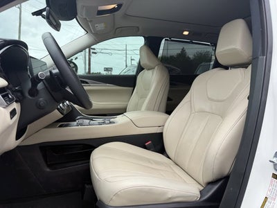 2023 INFINITI QX60 LUXE AWD