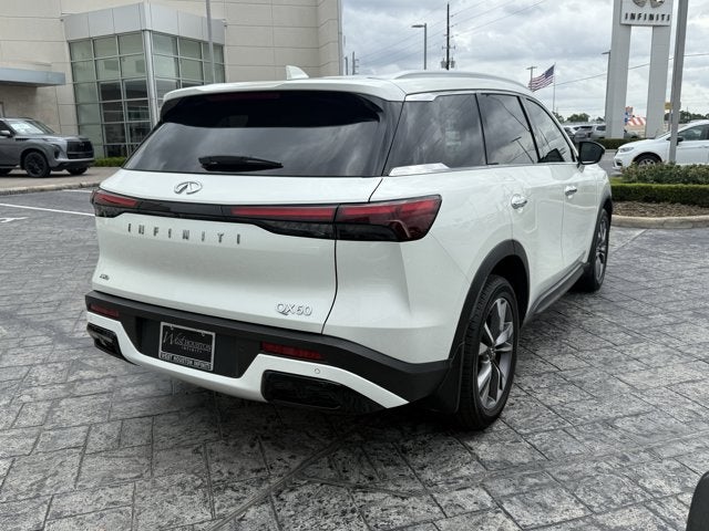 2023 INFINITI QX60 LUXE AWD