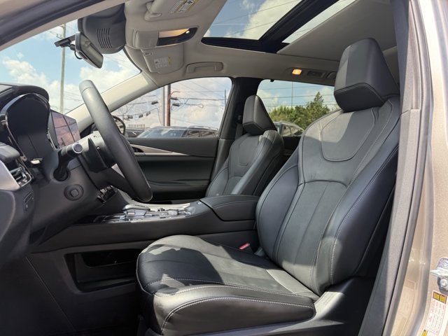 2023 INFINITI QX60 LUXE AWD