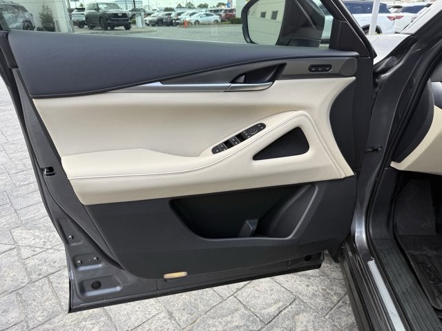 2023 INFINITI QX60 LUXE AWD