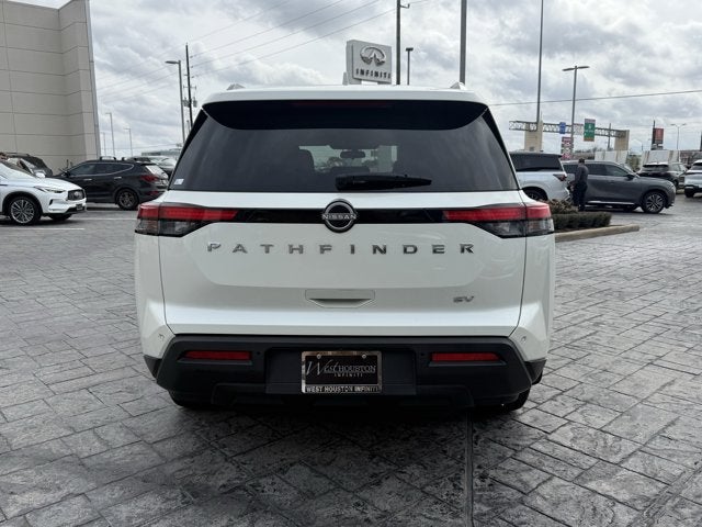 2024 Nissan Pathfinder SV