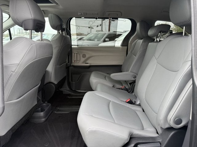 2024 Toyota Sienna XLE