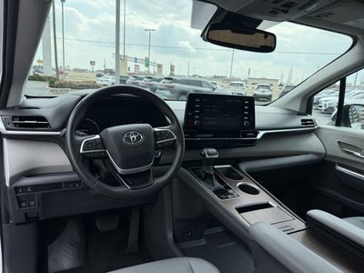 2024 Toyota Sienna XLE