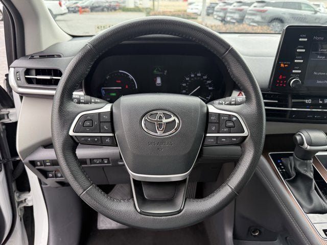 2024 Toyota Sienna XLE